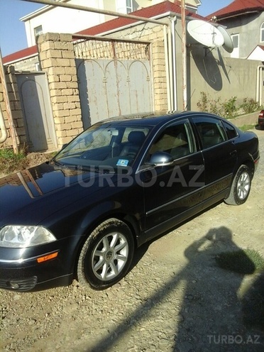 Volkswagen Passat 2004, 192,000 km - 1.8 l - Bakı