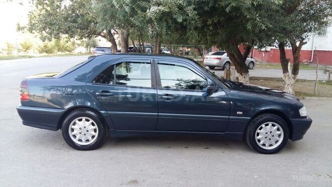 Mercedes C 200 1998, 235,000 km - 2.0 л - Sumqayıt