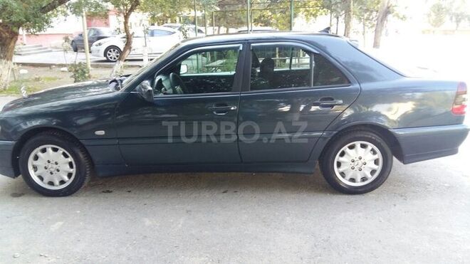 Mercedes C 200 1998, 235,000 km - 2.0 л - Sumqayıt