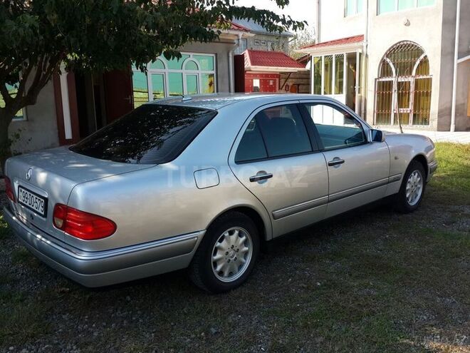 Mercedes C 200 1998, 144,027 km - 2.0 л - Masallı