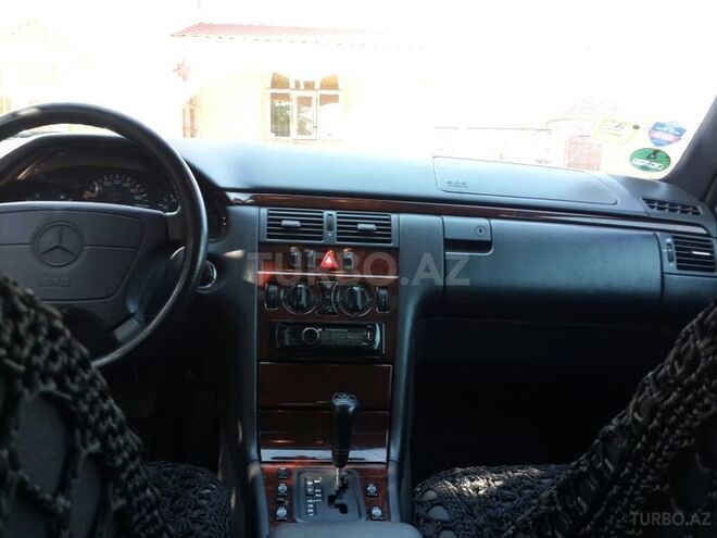Mercedes C 200 1998, 144,027 km - 2.0 л - Masallı
