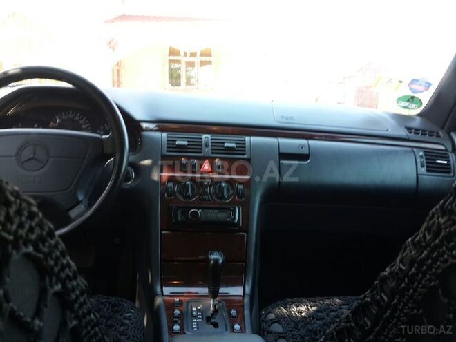 Mercedes C 200 1998, 144,027 km - 2.0 л - Masallı