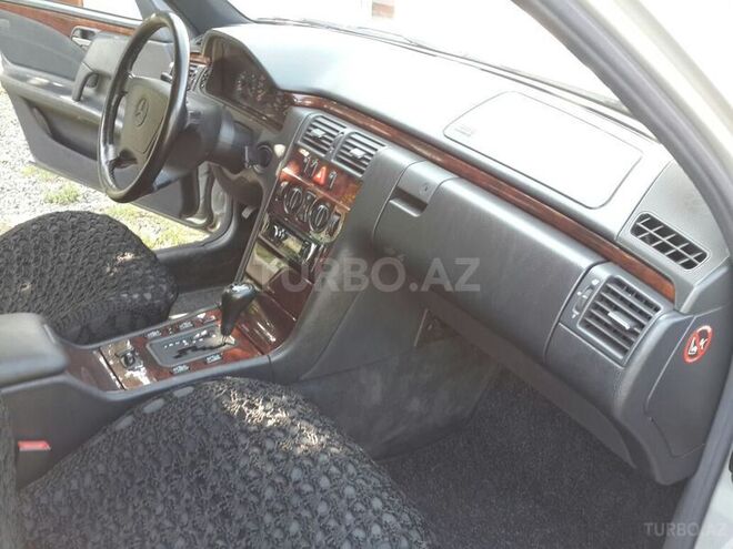 Mercedes C 200 1998, 144,027 km - 2.0 л - Masallı