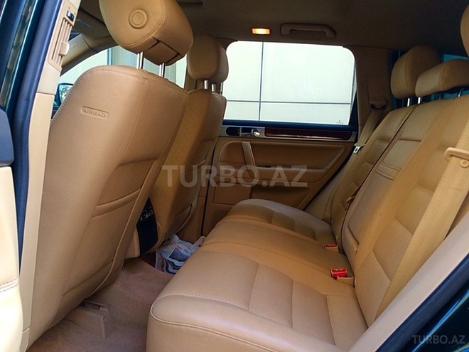 Volkswagen Touareg 2005, 210,000 km - 3.2 л - Bakı