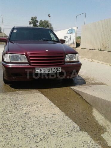 Mercedes C 180 1997, 227,000 km - 0.2 л - Salyan