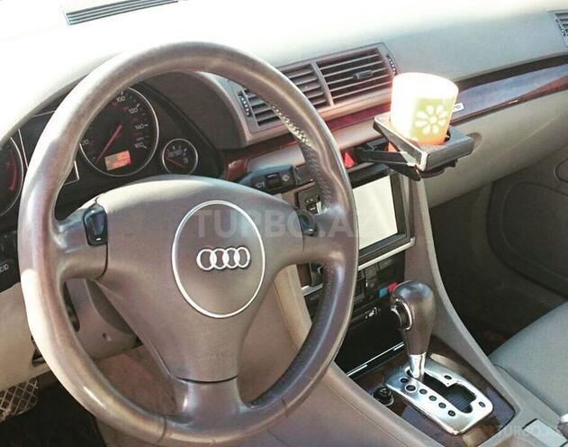 Audi A4 2002, 193,000 km - 1.8 l - Bakı