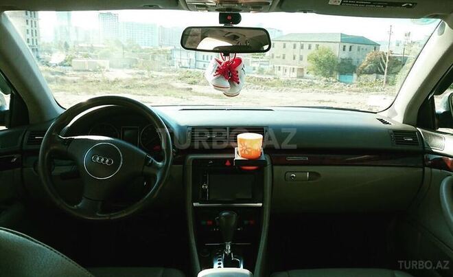 Audi A4 2002, 193,000 km - 1.8 l - Bakı