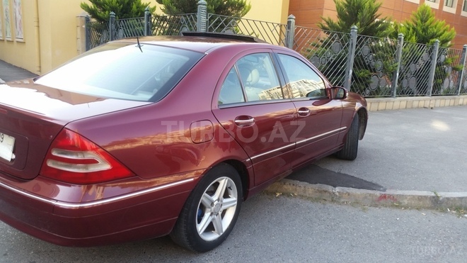 Mercedes C 240 2002, 290,000 km - 2.4 l - Bakı