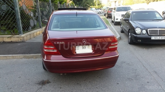 Mercedes C 240 2002, 290,000 km - 2.4 l - Bakı