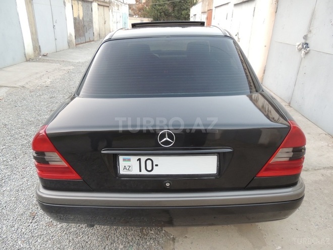 Mercedes C 180 1995, 372,000 km - 1.8 l - Bakı