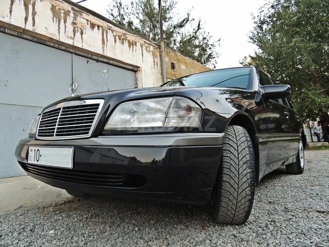 Mercedes C 180 1995, 372,000 km - 1.8 l - Bakı