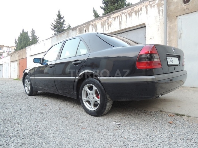 Mercedes C 180 1995, 372,000 km - 1.8 l - Bakı