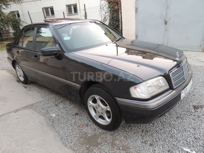 Mercedes C 180 1995, 372,000 km - 1.8 l - Bakı
