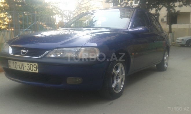 Opel Vectra 1995, 332,000 km - 1.8 l - Bakı