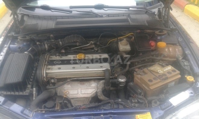 Opel Vectra 1995, 332,000 km - 1.8 l - Bakı