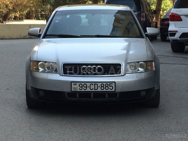 Audi A4 2004, 262,000 km - 1.8 l - Bakı