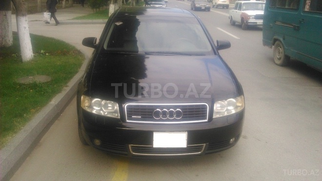 Audi A4 2003, 215,000 km - 1.8 l - Sumqayıt