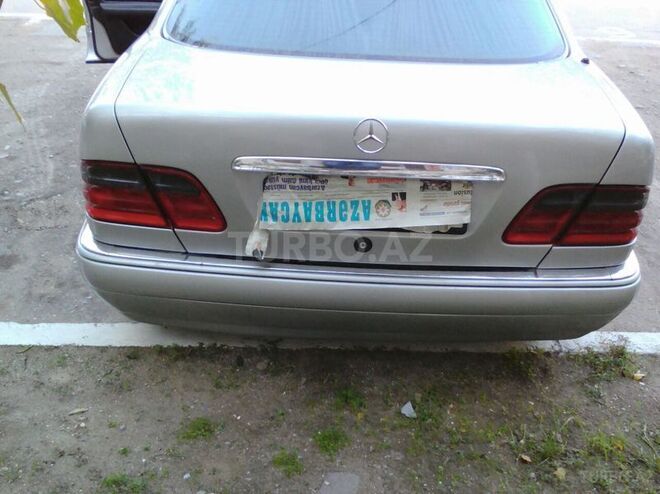 Mercedes E 230 1996, 280,000 km - 2.3 l - Bakı