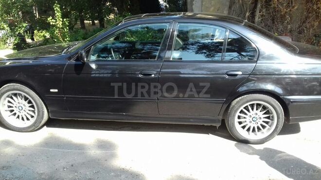 BMW 530 2001, 270,000 km - 3.0 l - Bakı