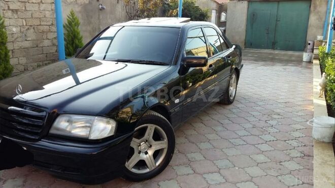 Mercedes C 200 1998, 17,900 km - 2.0 l - Bakı
