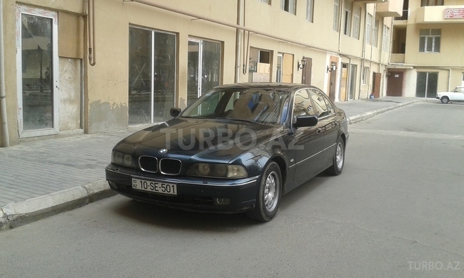 BMW 523 1997, 328,000 km - 2.5 l - Bakı