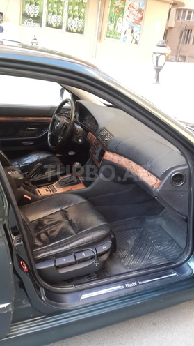 BMW 523 1997, 328,000 km - 2.5 l - Bakı
