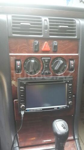 Mercedes E 270 1999, 300,000 km - 2.7 l - Bakı