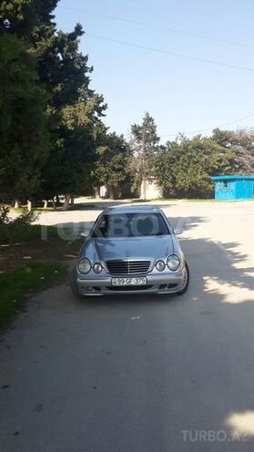 Mercedes E 270 1999, 300,000 km - 2.7 l - Bakı