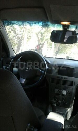 Opel Astra 2006, 40,000 km - 1.9 л - Bakı