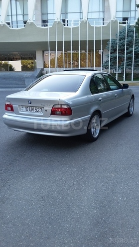 BMW 523 2000, 233,000 km - 2.5 л - Bakı