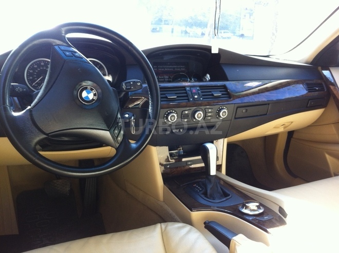 BMW 530 2005, 270,000 km - 3.0 l - Gəncə