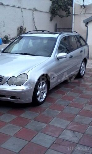 Mercedes C 220 2002, 253,000 km - 2.2 l - Bakı