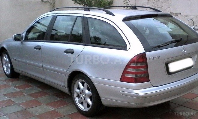 Mercedes C 220 2002, 253,000 km - 2.2 l - Bakı