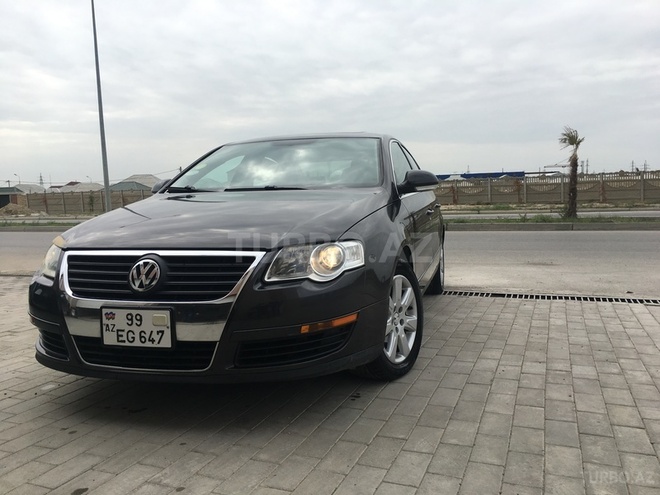 Volkswagen Passat 2005, 131,000 km - 2.0 l - Sumqayıt
