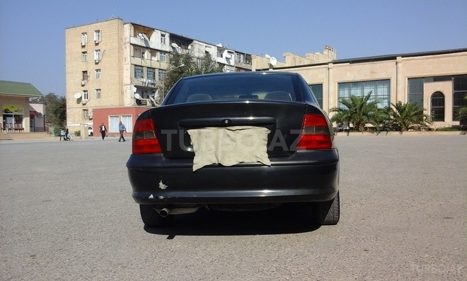 Opel Vectra 1996, 227,100 km - 2.0 l - Bakı