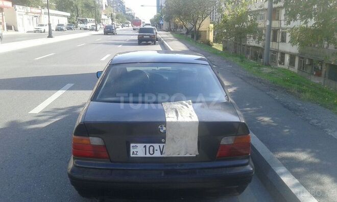 BMW 316 1993, 200,000 km - 1.6 l - Bakı