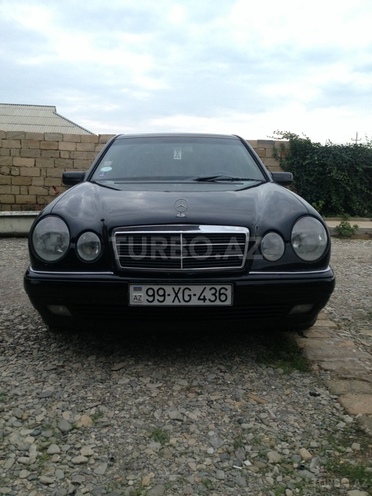 Mercedes E 200 1996, 265,000 km - 2.0 l - Bakı
