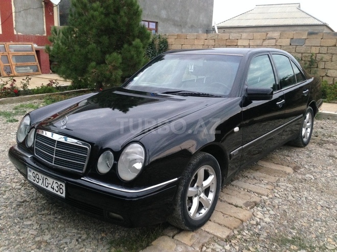 Mercedes E 200 1996, 265,000 km - 2.0 l - Bakı