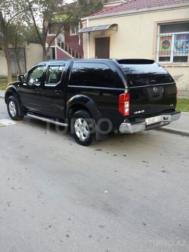 Nissan Navara 2013, 80,000 km - 2.5 l - Bakı