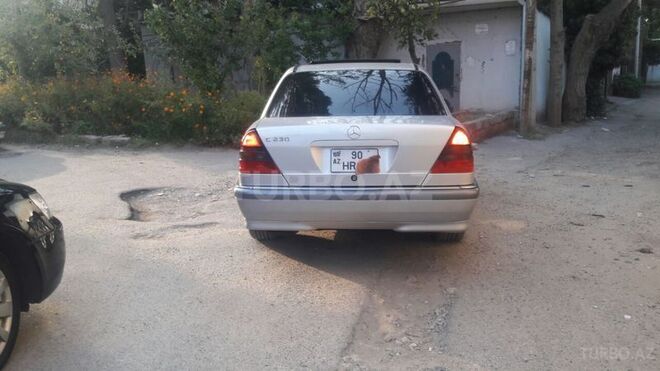 Mercedes C 230 1999, 189,000 km - 2.3 l - Bakı