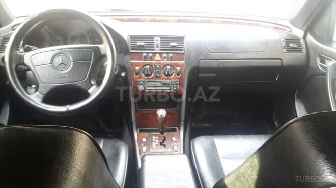 Mercedes C 230 1999, 189,000 km - 2.3 l - Bakı