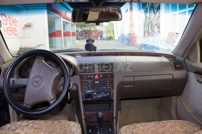 Mercedes C 200 1995, 350,000 km - 2.0 l - Bakı
