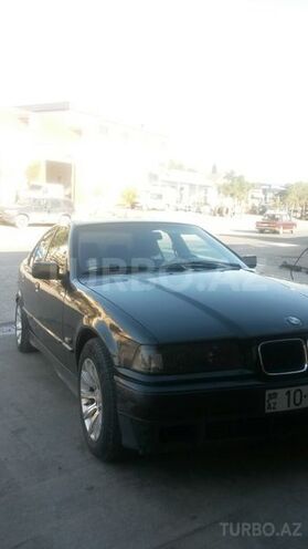 BMW 320 1996, 220,000 km - 2.0 l - Bakı