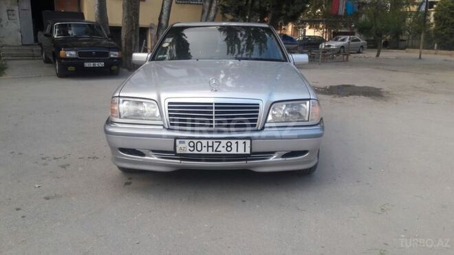 Mercedes C 230 1999, 220,000 km - 2.3 l - Bakı