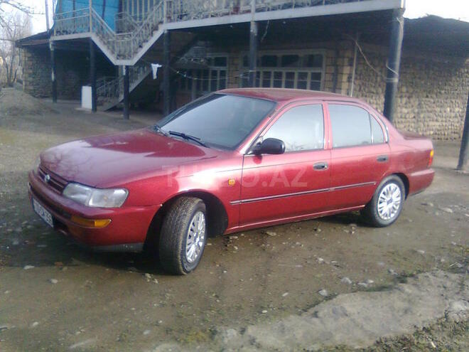 Toyota Corolla 1995, 286,506 km - 1.6 л - Lənkəran