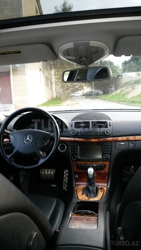 Mercedes E 350 2006, 271,000 km - 3.5 l - Bakı