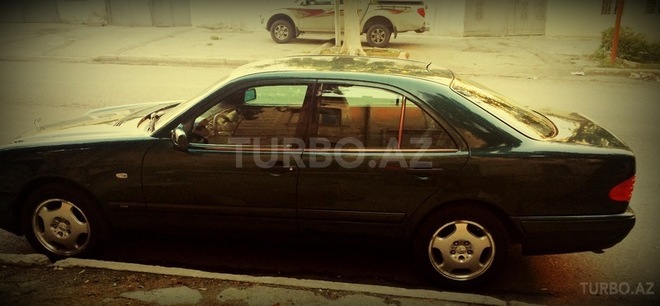 Mercedes E 240 1998, 191,000 km - 2.4 l - Bakı