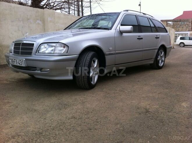 Mercedes C 220 1999, 211,789 km - 2.2 l - Biləsuvar