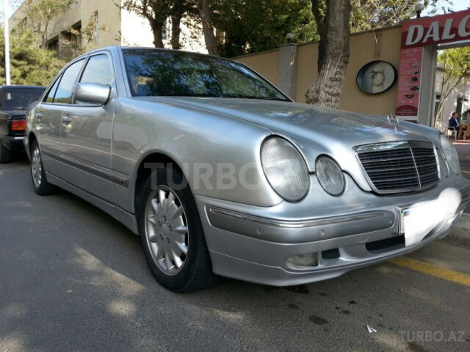 Mercedes E 240 2000, 174,900 km - 2.6 l - Bakı