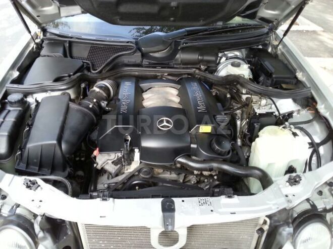 Mercedes E 240 2000, 174,900 km - 2.6 l - Bakı